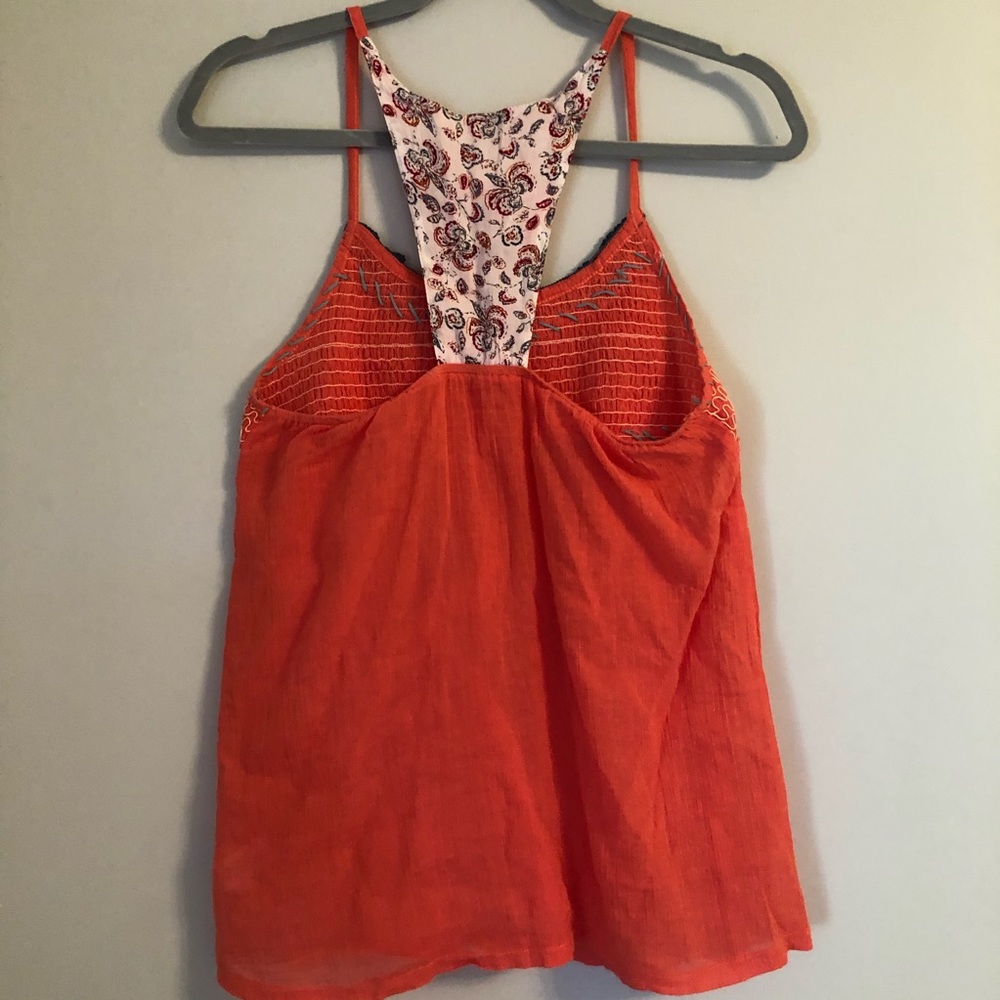 YA Summer Razorback Top - Picture 7 of 8